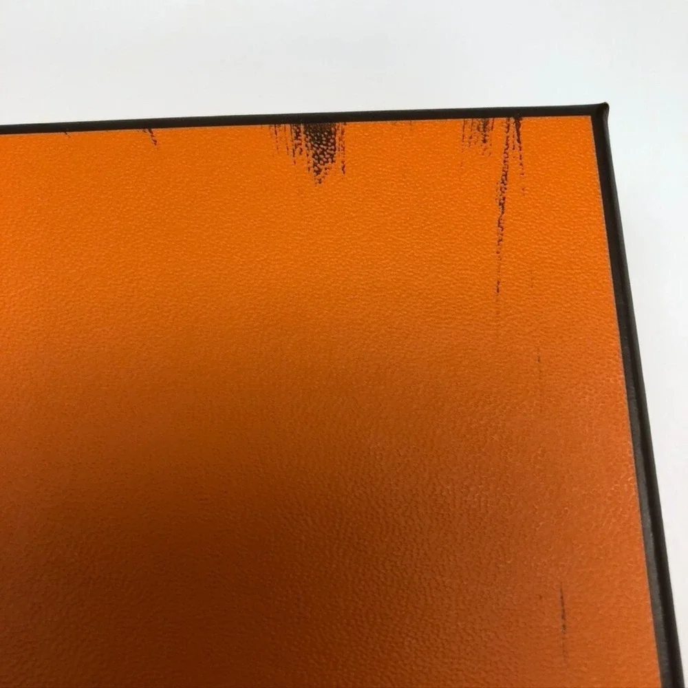 HERMÈS *free returns
